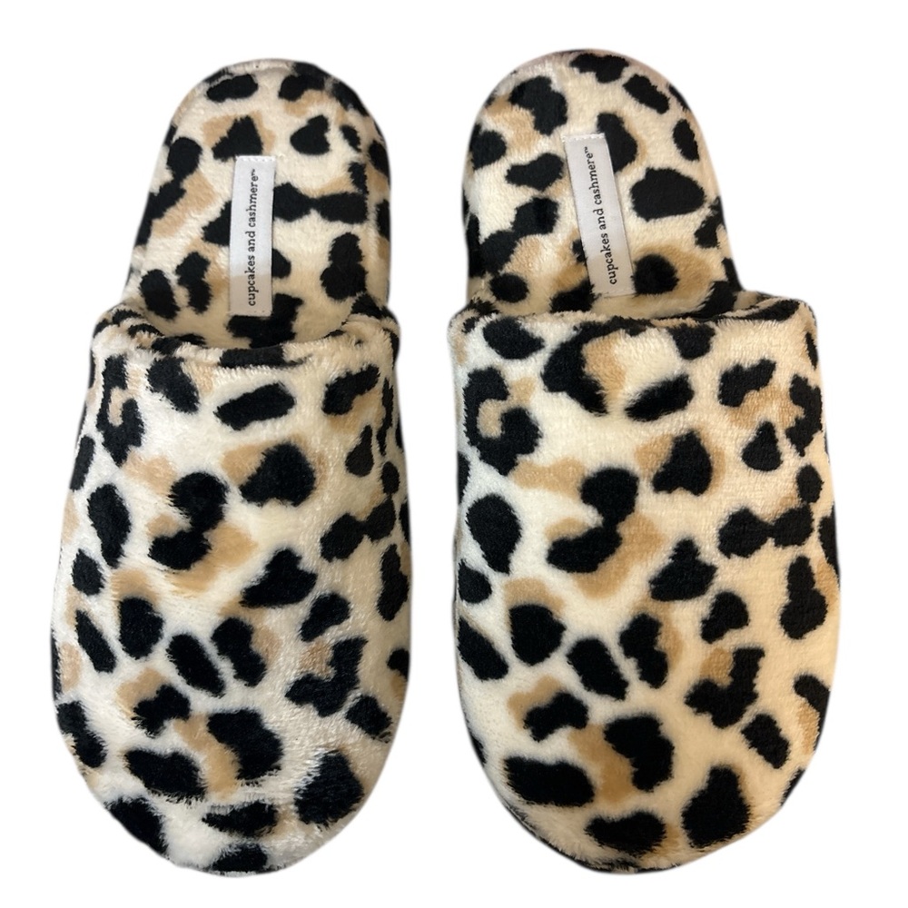 Cupcakes and Cashmere Leopard Slippers Size M 7-8 - Picture 2 of 5
